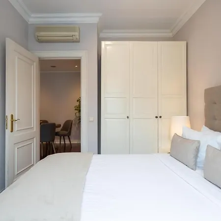 Living Chiado Apartmán