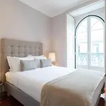 Living Chiado