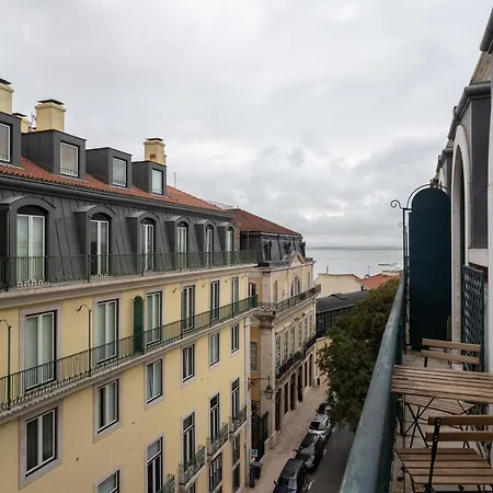 Living Chiado Lisbona